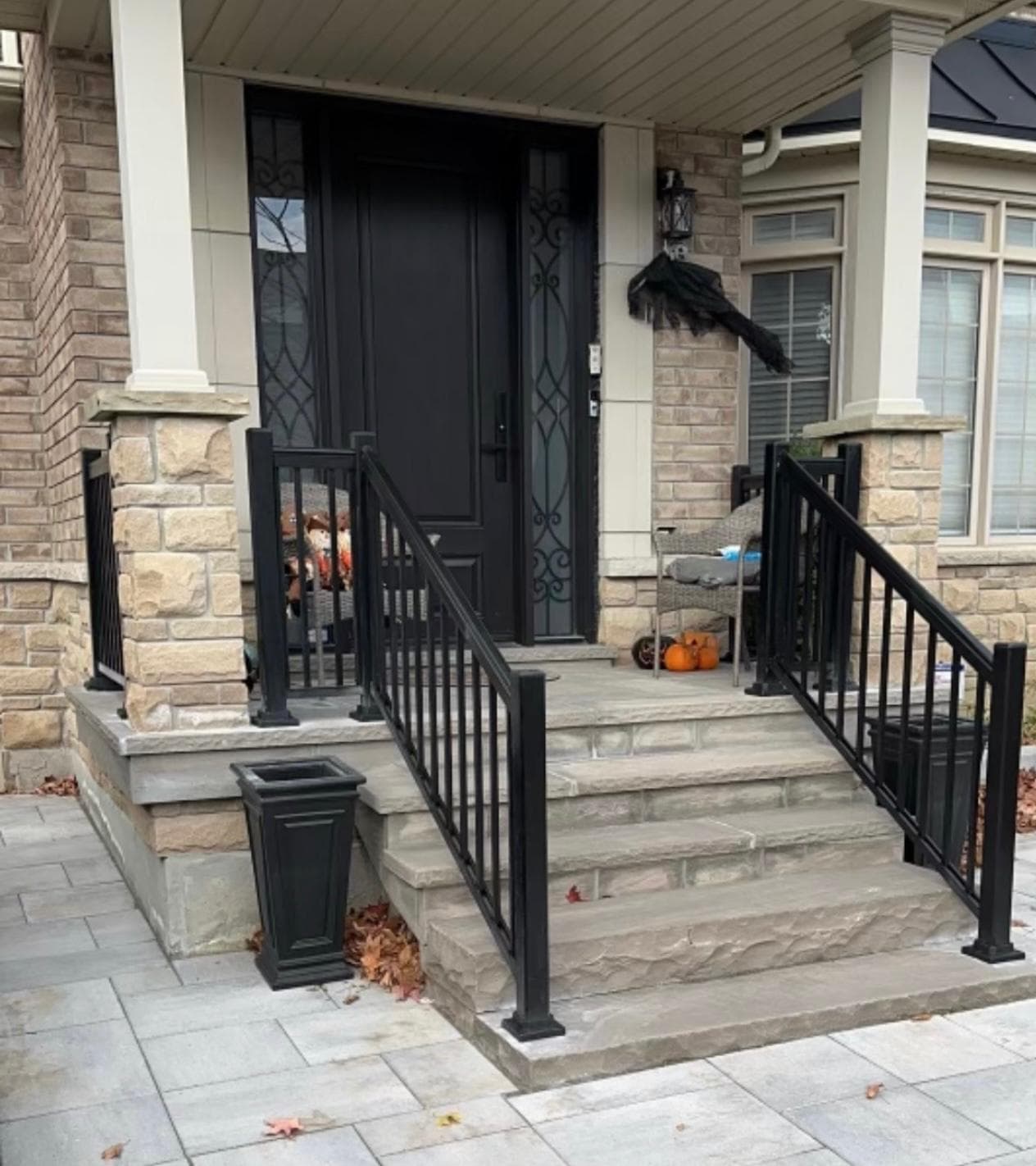 Timeless Railings - Image 6
